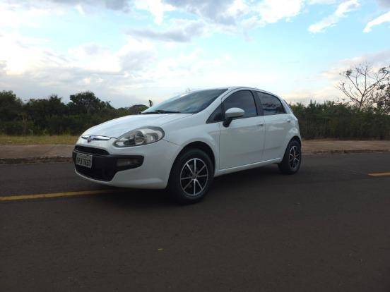FIAT PUNTO 1.4 ATTRACTIVE 8V FLEX 4P MANUAL